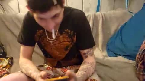 TwistedBlizzy online show from 12.17.24