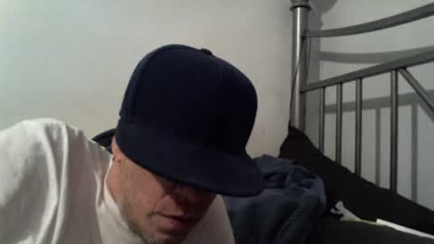 Snapshot of twistedvanilla chatting on 11.30.25 twistedvanilla online show from 11.30.25