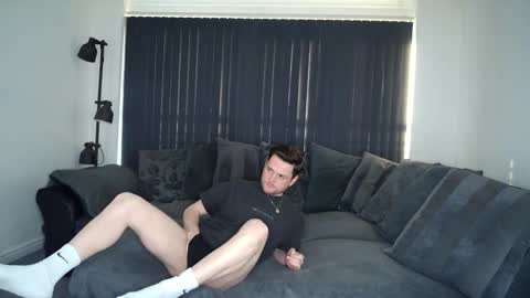 RyanRowan online show from 09.11.25