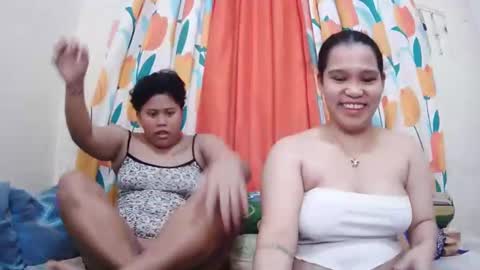 Lyn and lea online show from 02.07.25