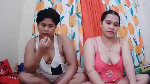 Lyn and lea online show from 02.12.25