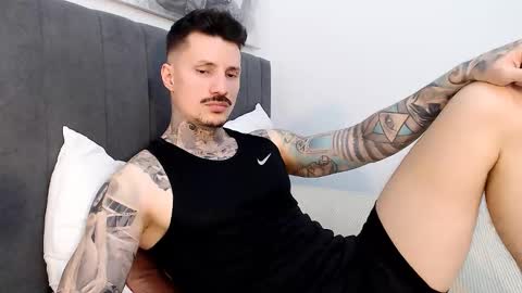 Snapshot of tyagodoll chatting on 10.24.25 tyagodoll online show from 10.24.25