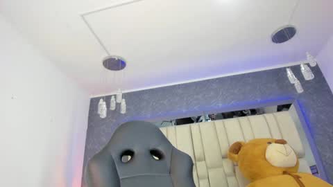  TYLA  online show from 01.29.25