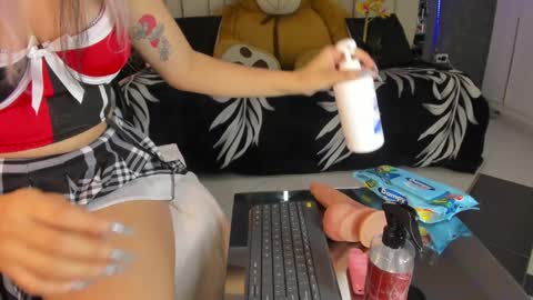  TYLA  online show from 01.30.25