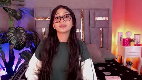 tyla_ks online show from 09.13.25