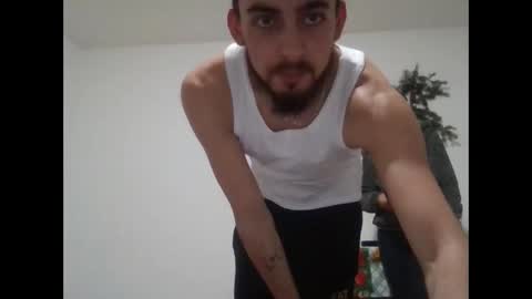 Snapshot of tyler07xxx chatting on 12.23.25 EmmaTyler online show from 12.23.25