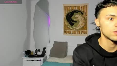 tyler_axel online show from 04.13.26