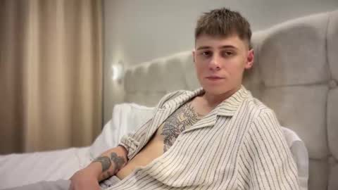 tyler_garrner online show from 09.10.25