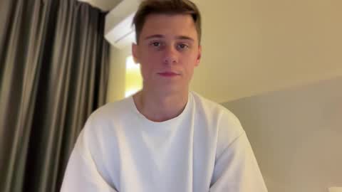 tyler_garrner online show from 10.04.25