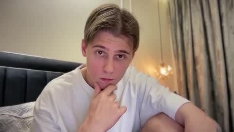 tyler_garrner online show from 11.02.25