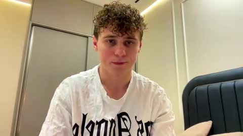 Snapshot of tyler_garrner chatting on 02.08.26 tyler_garrner online show from 02.08.26