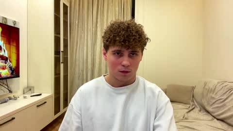 Snapshot of tyler_garrner chatting on 02.12.26 tyler_garrner online show from 02.12.26