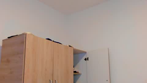 Snapshot of tyler_lautners chatting on 12.19.24 online show from 12.19.24