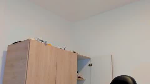 Snapshot of tyler_lautners chatting on 12.21.24 online show from 12.21.24