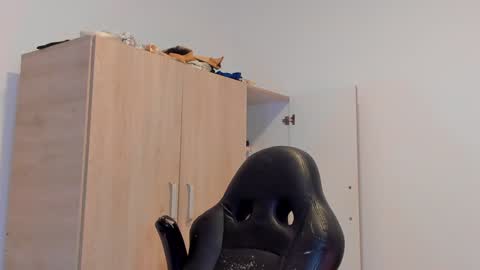 Snapshot of tyler_lautners chatting on 12.22.24 online show from 12.22.24