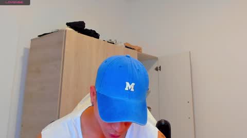 Snapshot of tyler_lautners chatting on 12.28.24 online show from 12.28.24