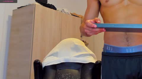 Snapshot of tyler_lautners chatting on 12.29.24 online show from 12.29.24