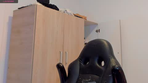 Snapshot of tyler_lautners chatting on 12.29.24 online show from 12.29.24