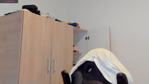 Snapshot of tyler_lautners chatting on 12.30.24 online show from 12.30.24