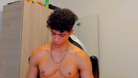 Snapshot of tyler_lautners chatting on 01.14.25 online show from 01.14.25