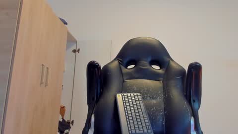 Snapshot of tyler_lautners chatting on 01.16.25 online show from 01.16.25