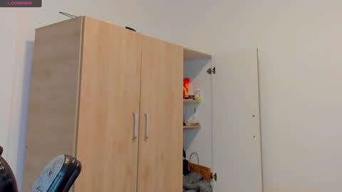 Snapshot of tyler_lautners chatting on 02.07.25 online show from 02.07.25