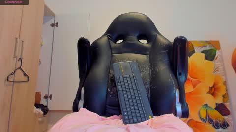 Snapshot of tyler_lautners chatting on 03.09.25 online show from 03.09.25