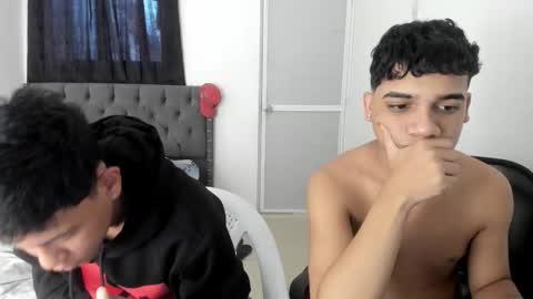 Snapshot of tyler_master24 chatting on 11.20.25 tyler online show from 11.20.25