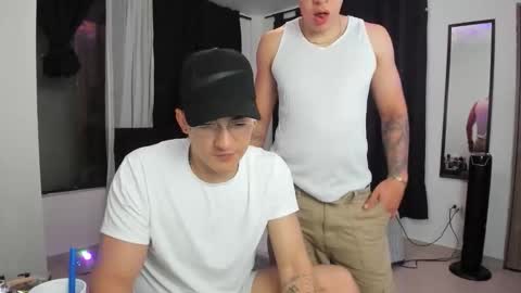 tyler_scotts2323 online show from 12.14.25