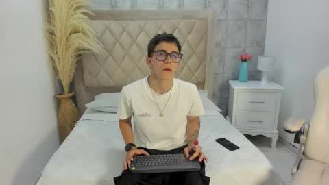 Snapshot of tylercross_ chatting on 03.17.26 Tyler online show from 03.17.26