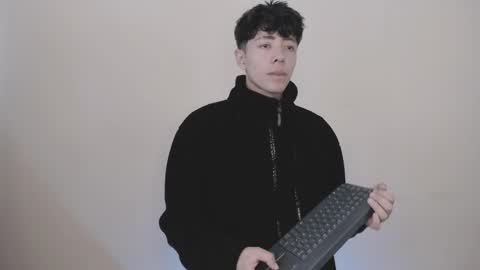 Snapshot of tylhugedoom chatting on 01.16.25 Tylhugedoom online show from 01.16.25