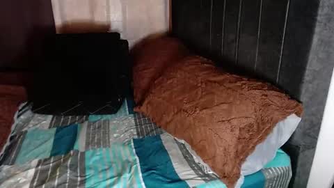 Snapshot of tyra_stone1 chatting on 02.20.25 tyra_stone1 online show from 02.20.25