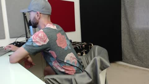 Tyrone Mattias online show from 02.15.25