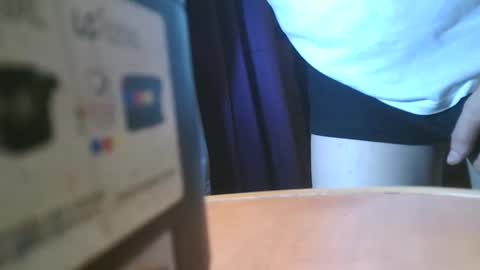 Snapshot of u02g2 chatting on 09.19.25 u02g2 online show from 09.19.25