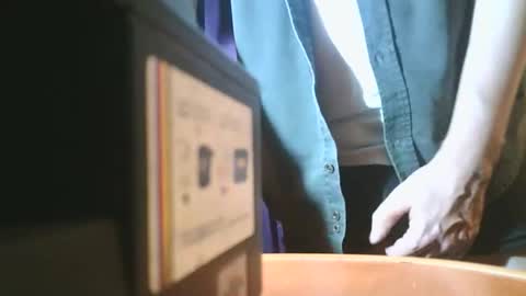 Snapshot of u02g2 chatting on 10.03.25 u02g2 online show from 10.03.25