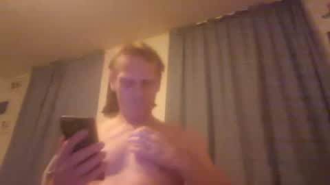 Snapshot of u2232739082 chatting on 06.17.26 u2232739082 online show from 06.17.26