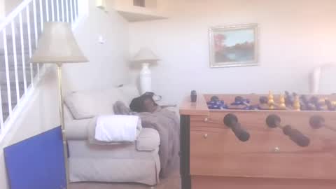 Azelia B online show from 01.15.25