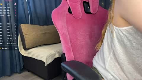 uari_u online show from 03.14.26