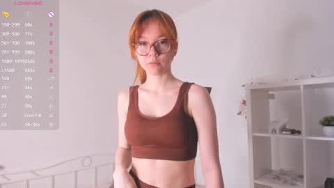 Snapshot of udelaborom chatting on 03.02.25 Lili online show from 03.02.25