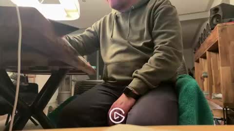 Snapshot of ueberdruck01 chatting on 01.19.26 ueberdruck01 online show from 01.19.26