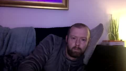 ukmatty3 online show from 10.28.25