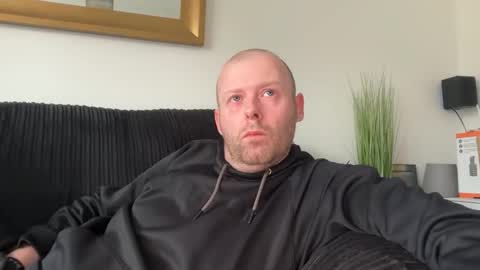 ukmatty3 online show from 04.26.26