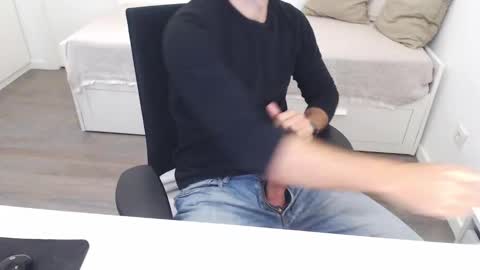 Ulep online show from 11.21.25