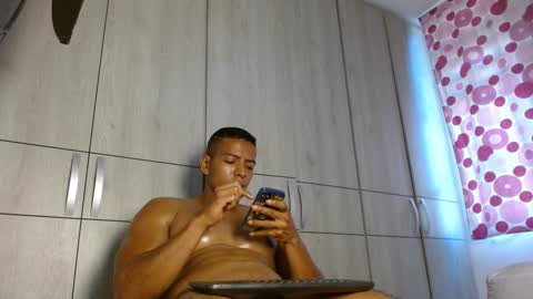 Felipe  model independent online show from 01.11.25