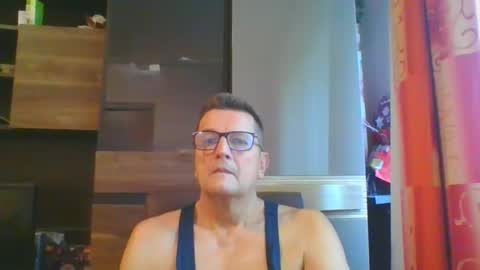 ulmeni4 online show from 12.17.24