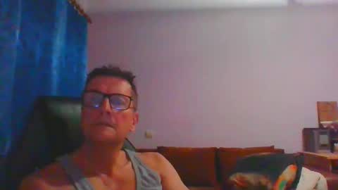 ulmeni4 online show from 11.22.25