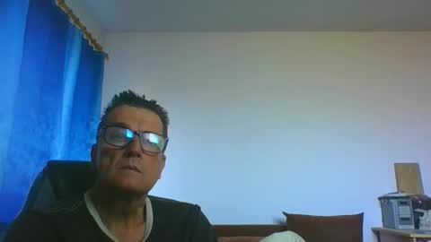 ulmeni4 online show from 06.08.26