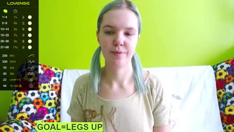 Roxy online show from 02.05.25