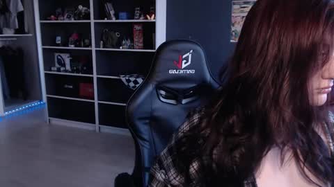 Julia online show from 10.17.25