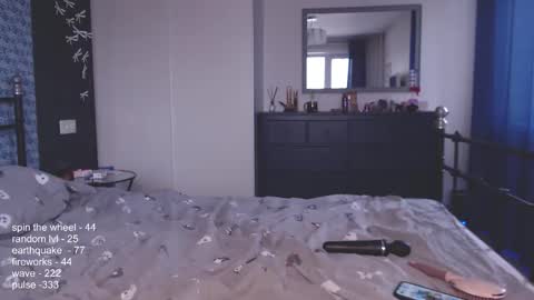 Julia online show from 03.18.26